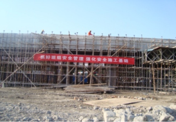 宁波环城南路南苑立交桥机械拆除工程